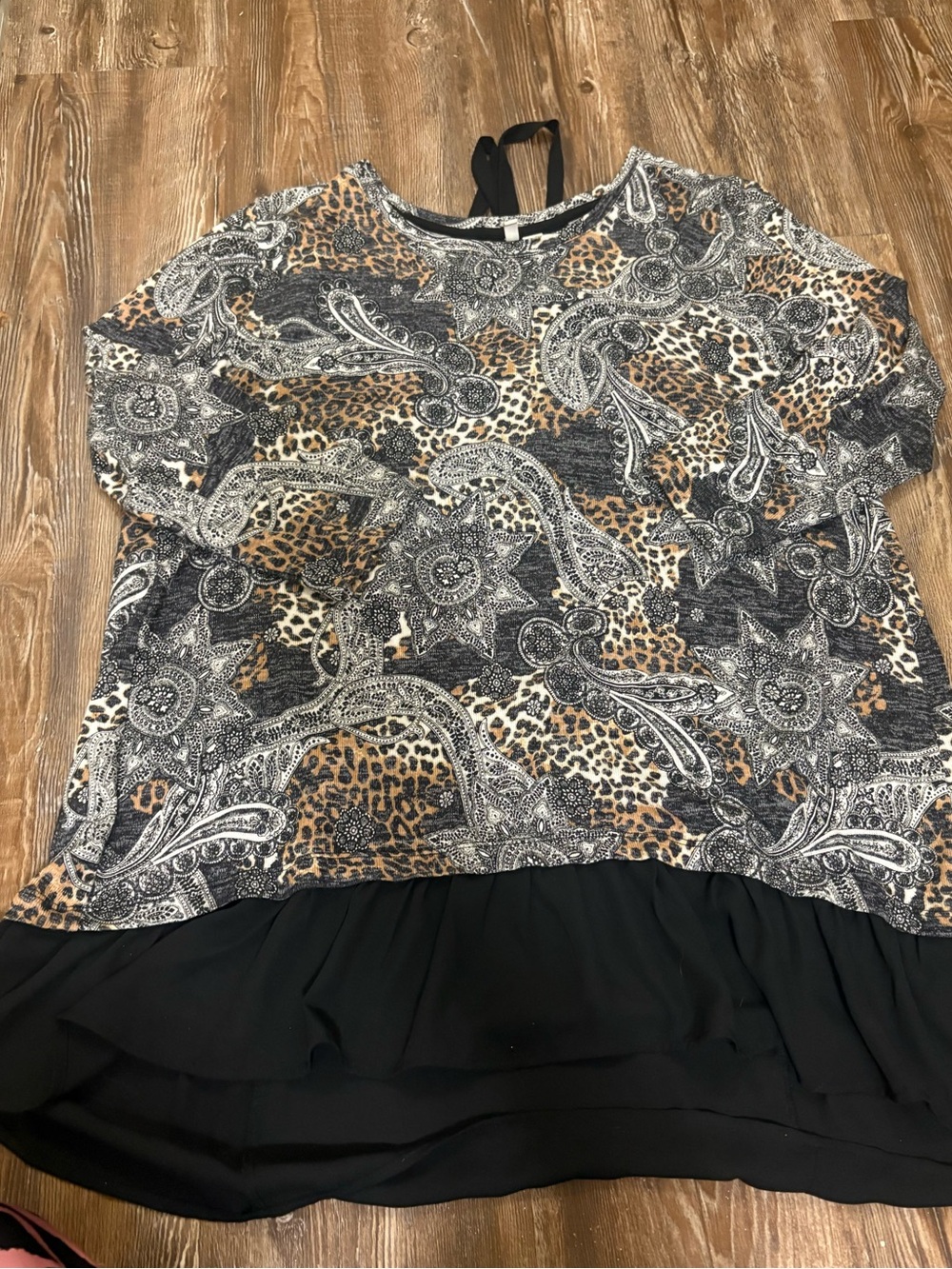 Printed Mixed Animal & Paisley Women’s Top with Black Hem